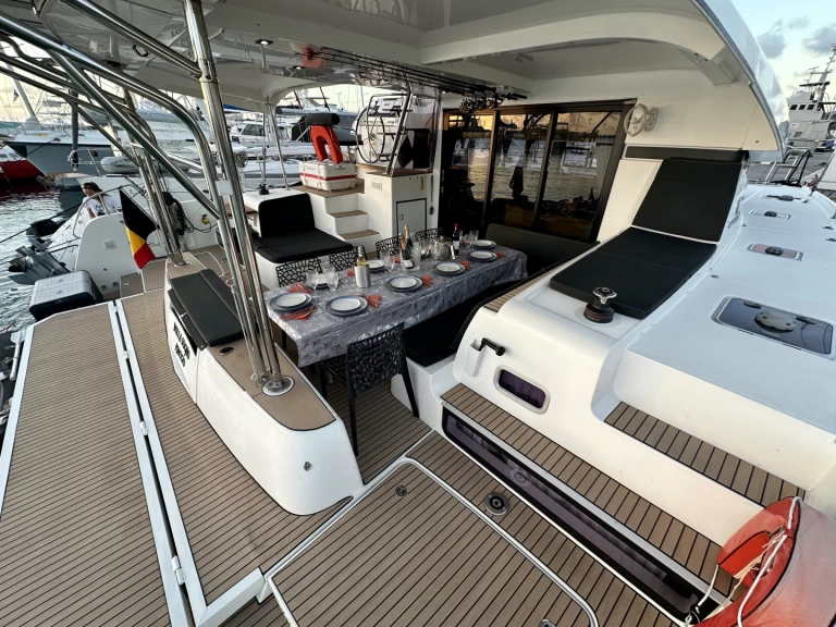 Alquiler de embarcaciones Lagoon Lagoon 42 enMarina Fort Louis en Samboat