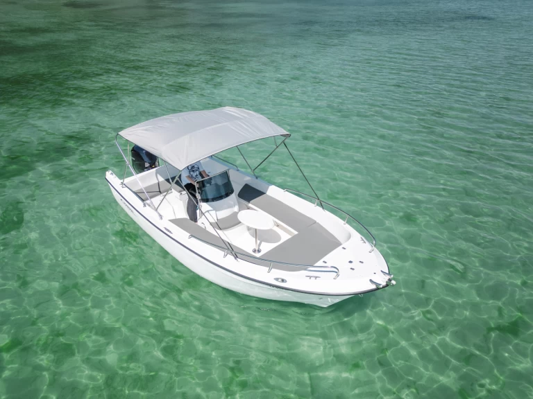 Alquiler de barcos Sevrier barato de 620 W