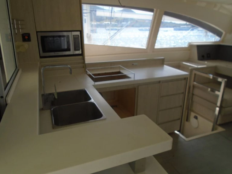 Alquiler Catamarán en Palmeira - Robertson and Caine Leopard 48