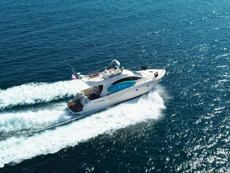 Alquiler de Intermare 42 Fly en Saint-Tropez