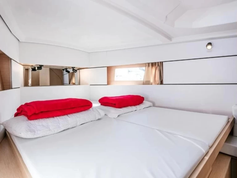 Alquiler Velero en Empuriabrava - Bénéteau Oceanis 38