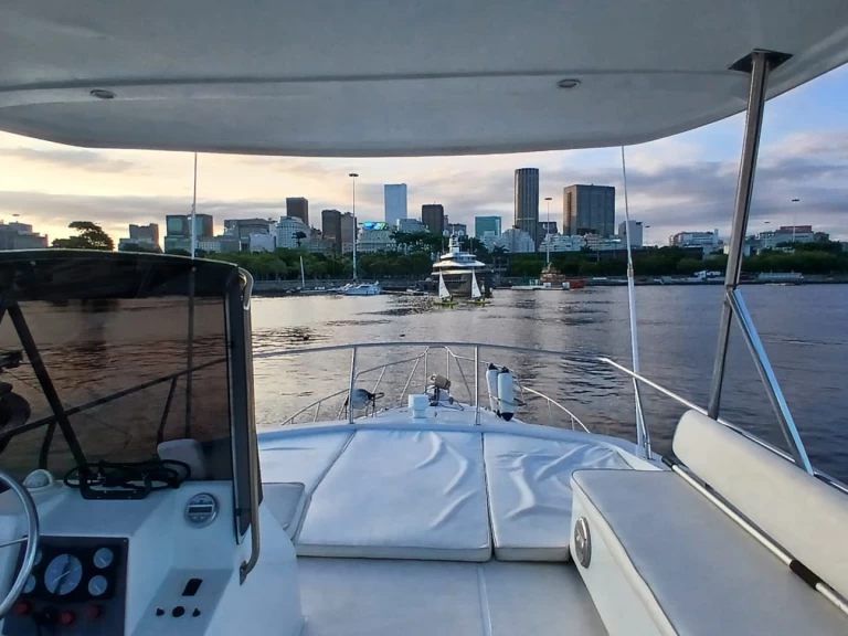 Alquiler Lancha Capelli con o sin  título de navegación
