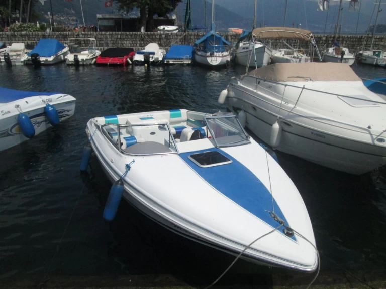 Alquiler Cannobio - Rinker Captiva 209 en SamBoat