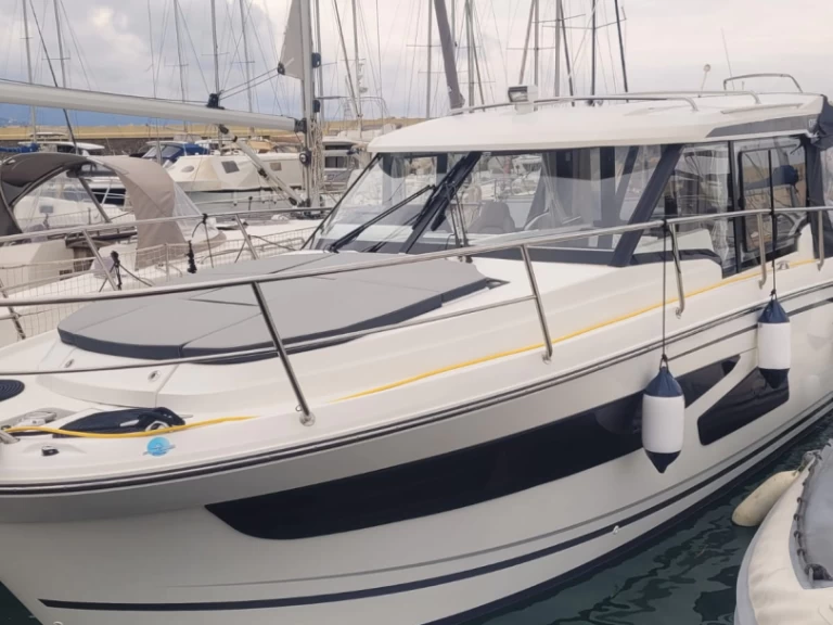 Lancha para alquilar Saint-Florent al mejor precio