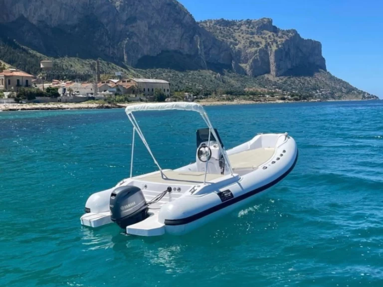 Gem Gem 6.30 de alquiler a Catania