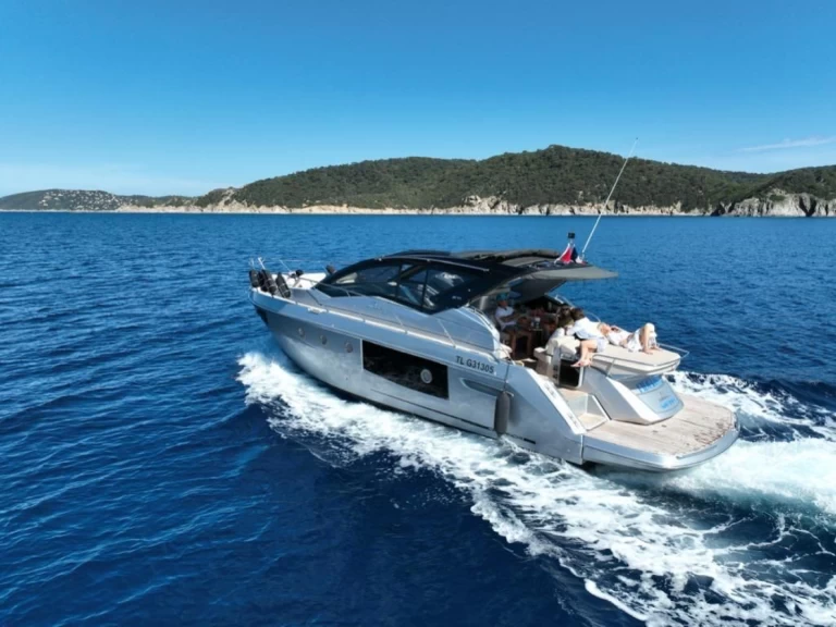 Alquiler Lancha en Saint-Tropez - Cranchi M 44 Hard Top