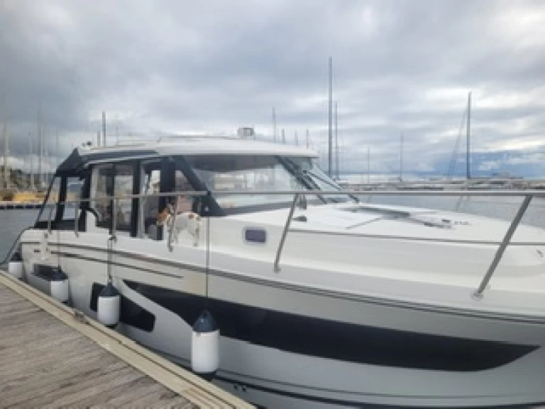 Lancha para alquilar Saint-Florent al mejor precio