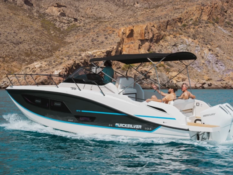 Alquiler de embarcaciones Quicksilver Activ 875 Sundeck enMahón en Samboat