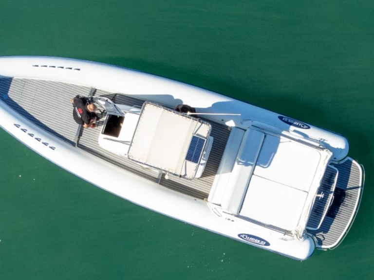 Alquiler de Neumática, con o sin patrón Nautica Led Terracina