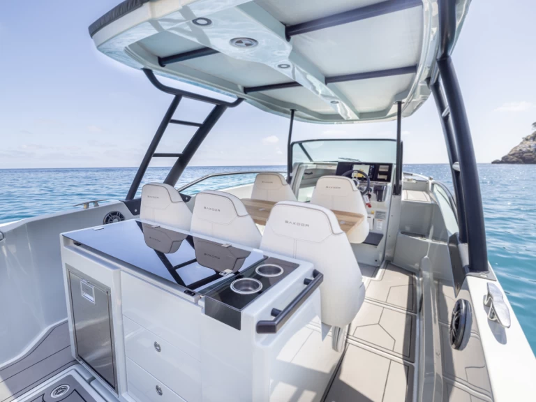 Saxdor 270 de alquiler a Santa Eulària des Riu