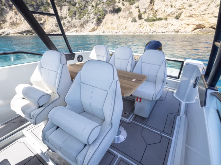 Alquiler de barcos Santa Eulària des Riu barato de 270