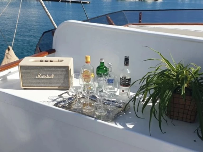 Alquiler Yate de lujo Grand Banks con o sin  título de navegación