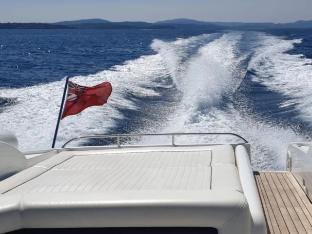 Alquiler de embarcaciones Sunseeker Superhawk 48 enMónaco en Samboat