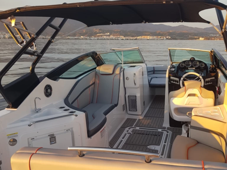 Alquiler de Fibrafort 272 GTO FX en Port d'Alcudia
