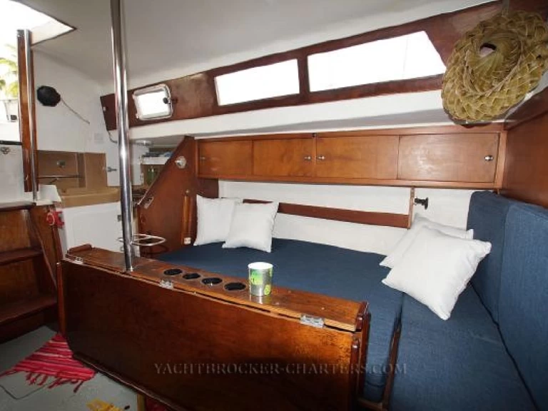 Velero para alquilar Saint-Mandrier-sur-Mer al mejor precio
