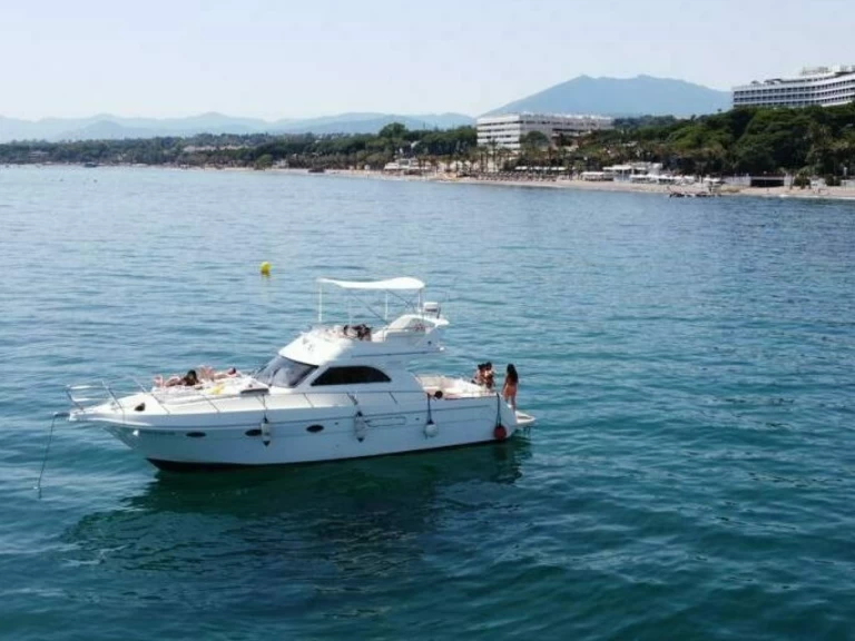 Alquiler de barcos Marbella barato de 12,75