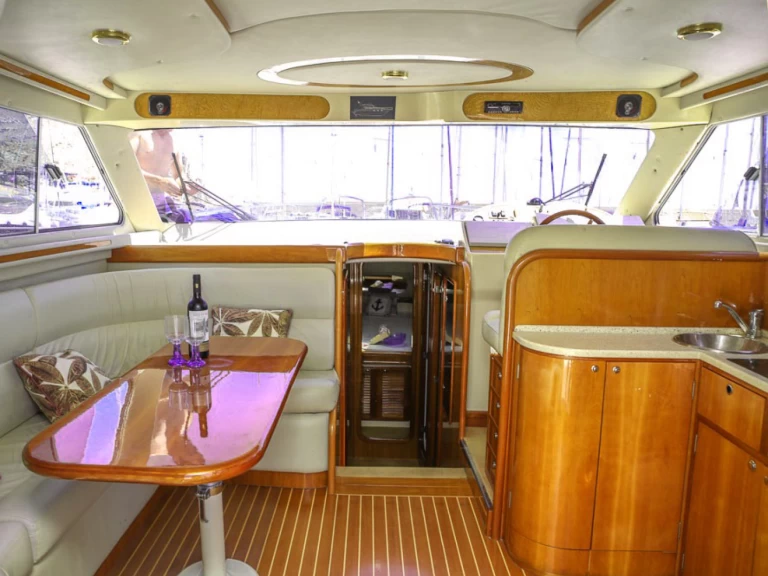 Lancha para alquilar Marbella al mejor precio