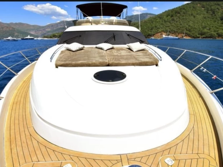 Alquiler Yate de lujo Sunseeker con o sin  título de navegación
