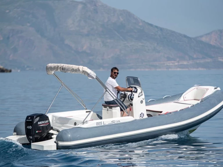 Alquiler de Neumática, con o sin patrón Trimarchi Castellammare del Golfo