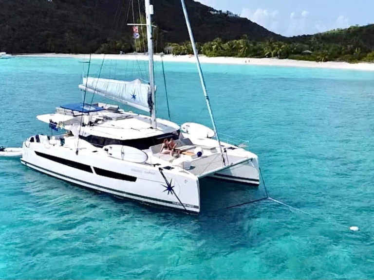 Alquiler de Fountaine Pajot Aura 51 en Eden Island