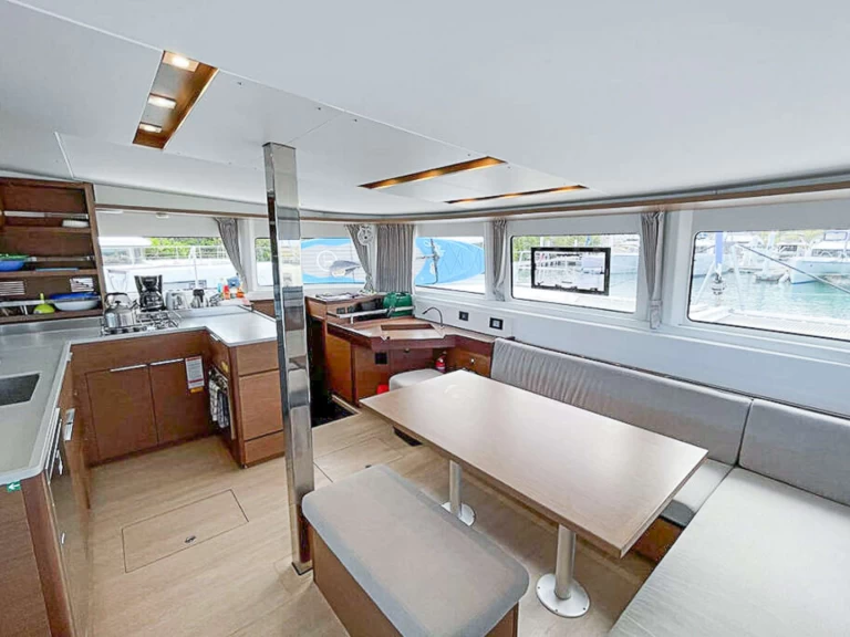 Alquiler de Yate de lujo, con o sin patrón Lagoon Islas Vírgenes Británicas