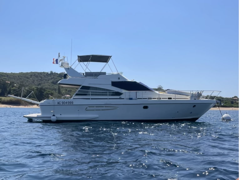 Guy Couach Guy Couach 1402 de alquiler a Propriano