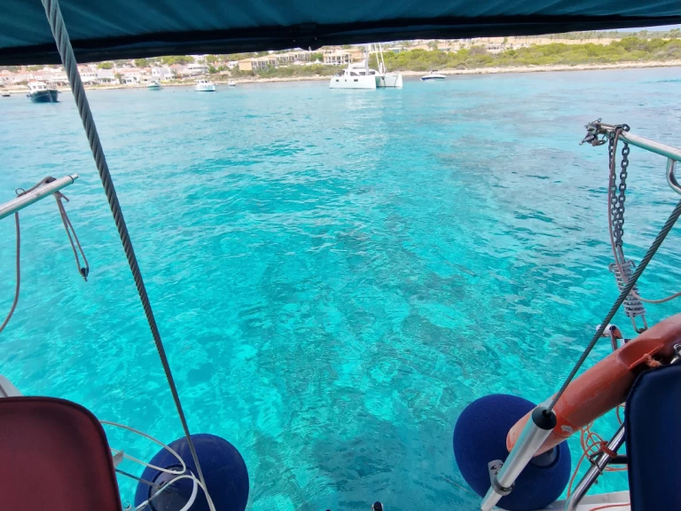 Alquiler de embarcaciones Bavaria Bavaria 42 Cruiser enPuerto de Mahón en Samboat