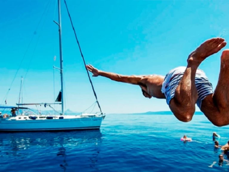 Alquiler de Velero, con o sin patrón Bénéteau Mahón