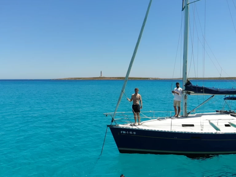 Velero para alquilar Mahón al mejor precio