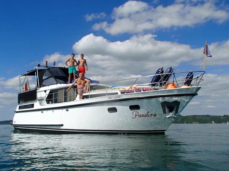 Alquiler de embarcaciones G.Van der Valk Valkkruiser 1200 enBodman-Ludwigshafen en Samboat