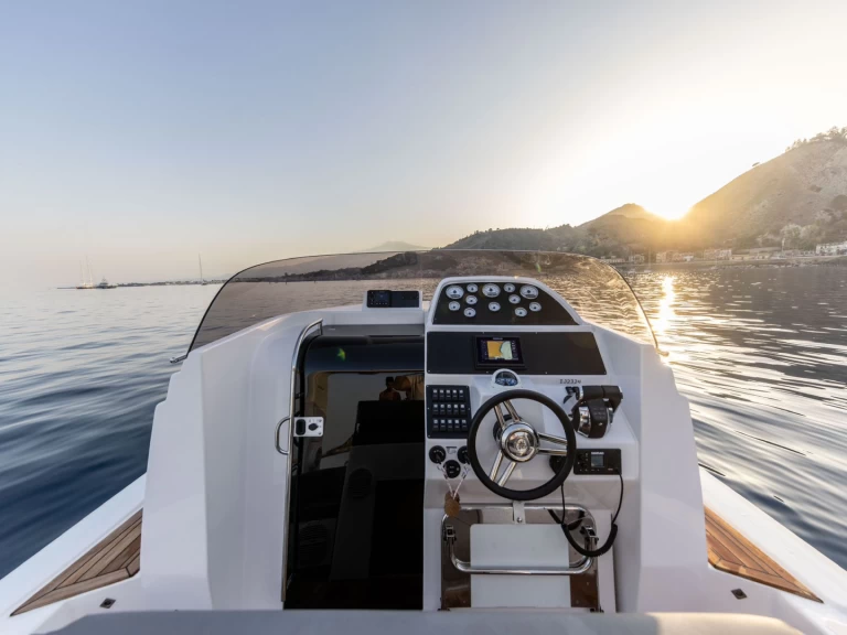 Alquiler de Stilmar Stilmar 35 Cabin en Taormina