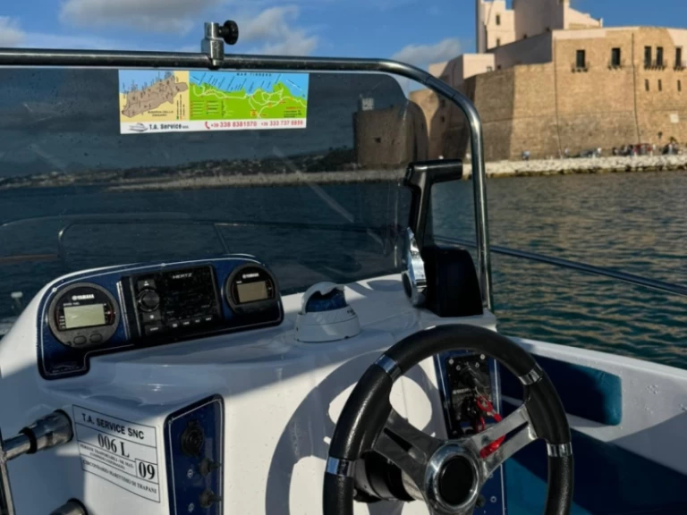Alquiler de Lancha, con o sin patrón Blumax Castellammare del Golfo