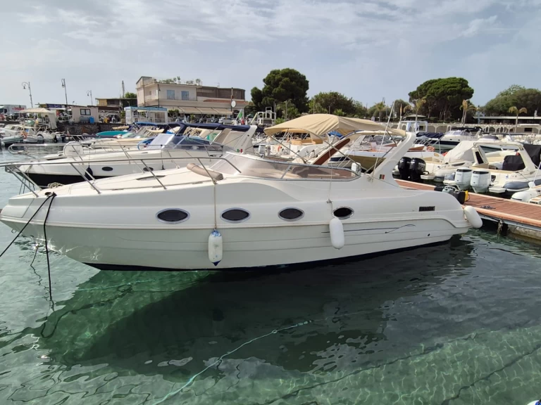 Alquiler Lancha Coverline con o sin  título de navegación