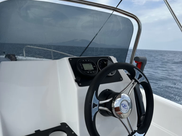 Alquiler de Ranieri Azzura en Zante