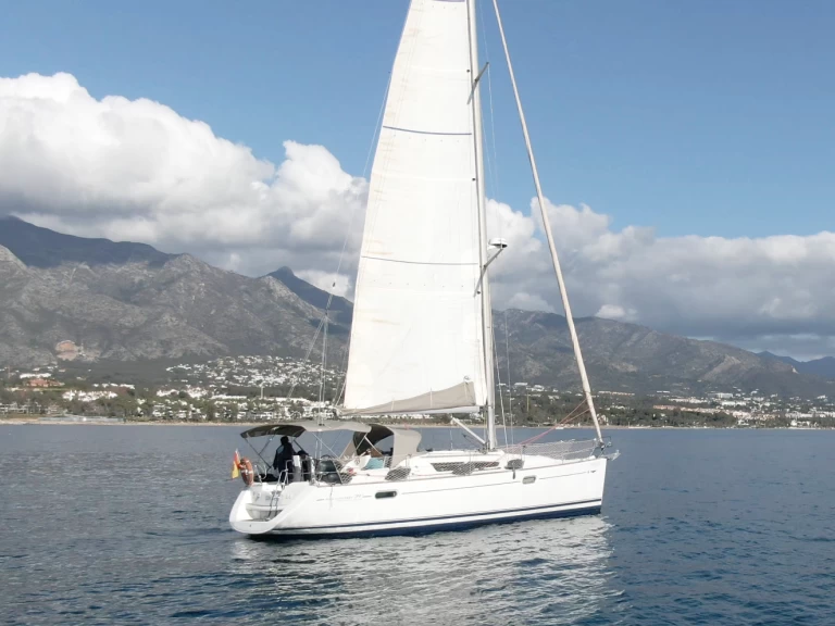 Alquiler de embarcaciones Jeanneau Sun Odyssey 39i enPuerto Banús en Samboat