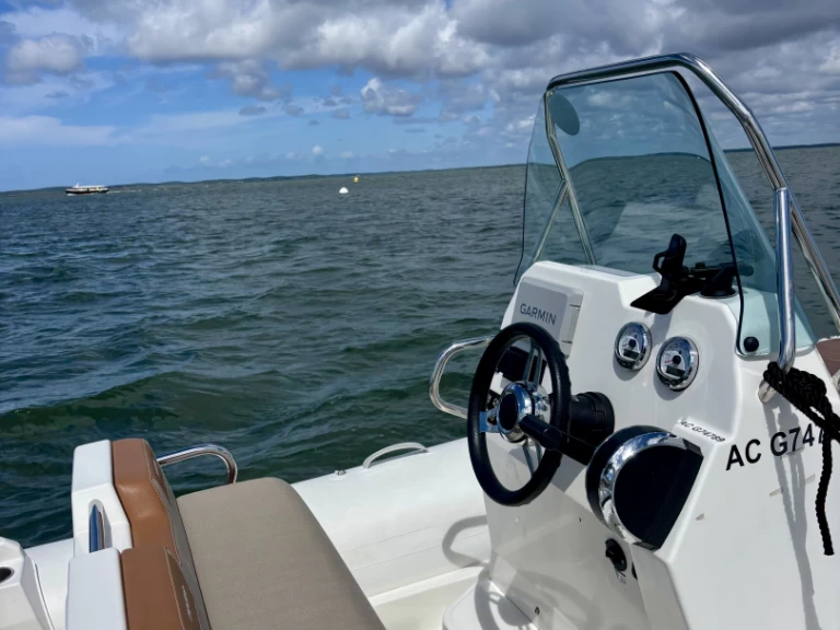 Alquiler de embarcaciones Zodiac Medline 580 Neo enArcachon en Samboat