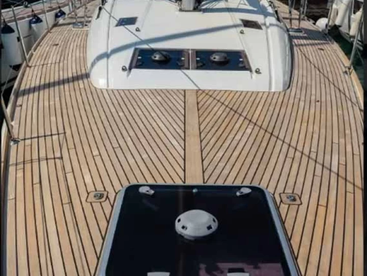 Alquiler de barcos Tropea barato de Sun Odyssey 519