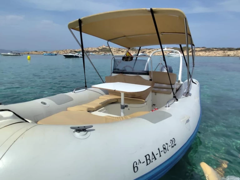 Alquiler Sitges - Zodiac Medline 2  en SamBoat