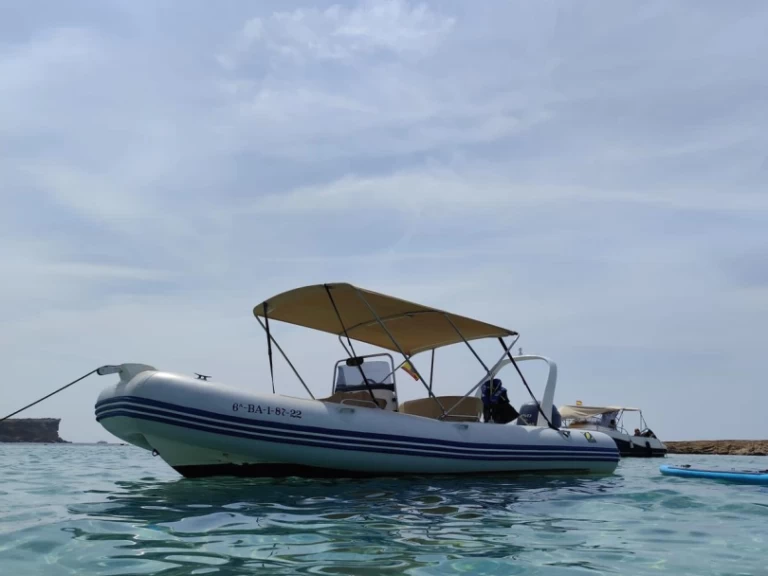 Alquiler de barcos Sitges barato de Medline 2 