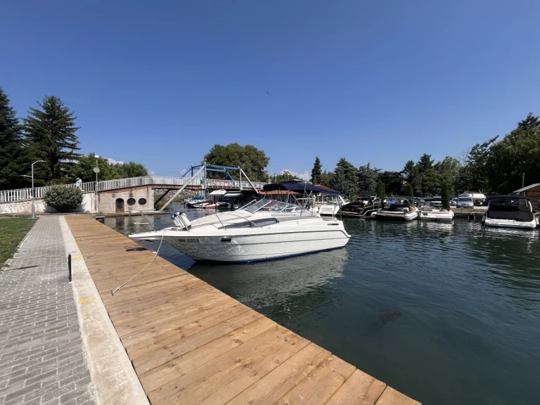 Alquiler de Yate de lujo, con o sin patrón Bayliner Ohrid