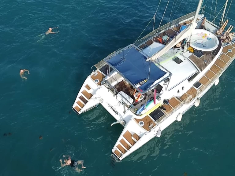 Alquiler Catamarán Astilleros mar.menor  con o sin  título de navegación