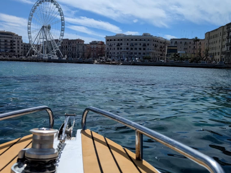 Alquiler de barcos Bari barato de 667 top