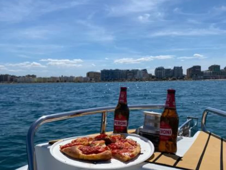 Alquiler de Neumática, con o sin patrón Novamarine Bari