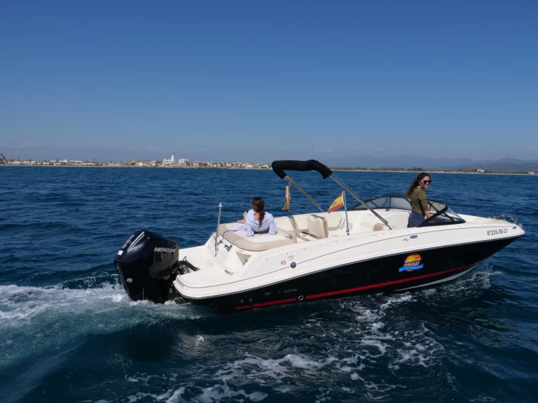 Alquiler Empuriabrava - Bayliner VR6 OB en SamBoat