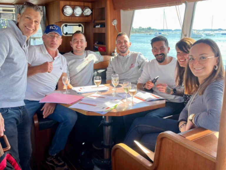 Lancha para alquilar Vannes al mejor precio