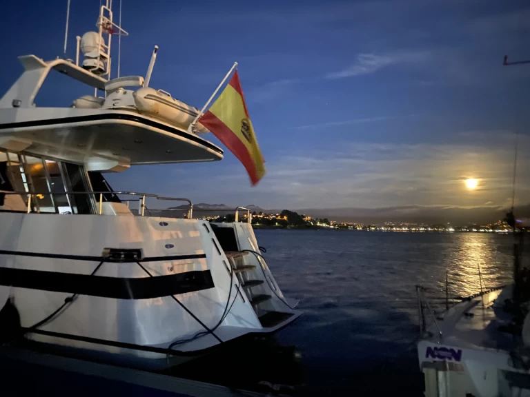 Alquiler de embarcaciones Mefasa Sport Fly 80 enMarbella en Samboat