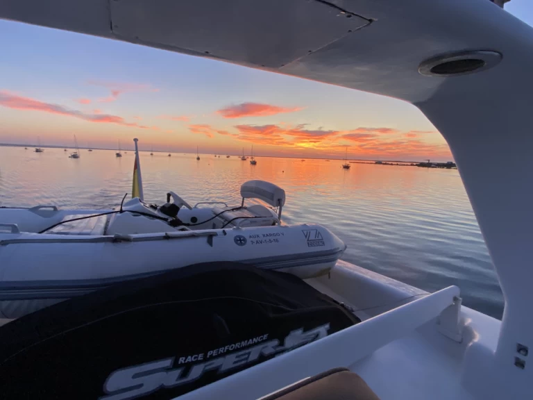 Alquiler de barcos Marbella barato de Sport Fly 80