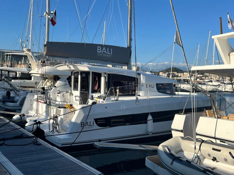 Alquiler de embarcaciones Bali Bali Catsmart enLe Marin en Samboat