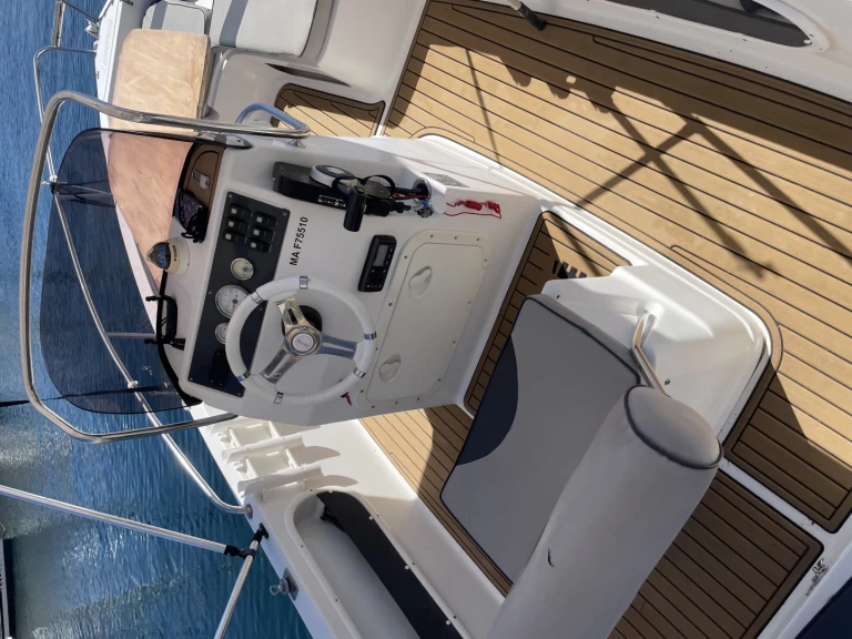 Alquiler de barcos Marsella barato de Sport Line 19