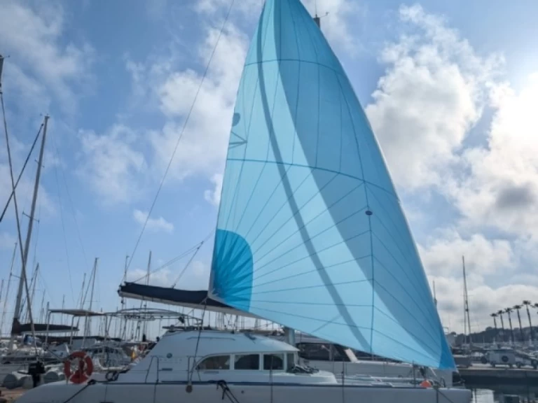 Alquiler de barcos Sant Andreu de Llavaneres barato de Lagoon 380 Charter